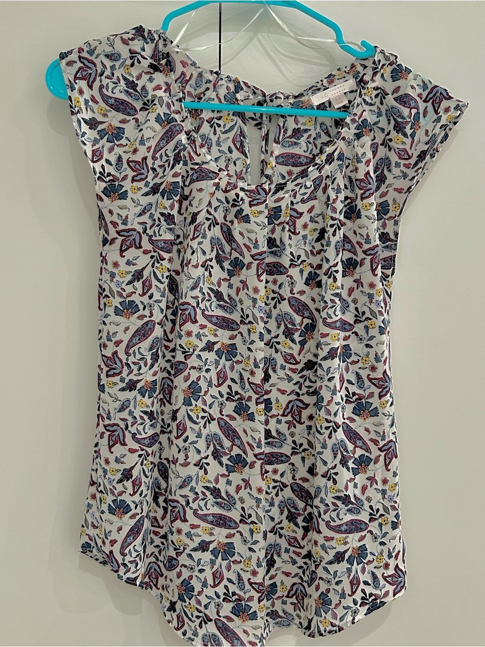 LC Lauren Conrad White Paisley Floral Cap-Sleeve Blouse